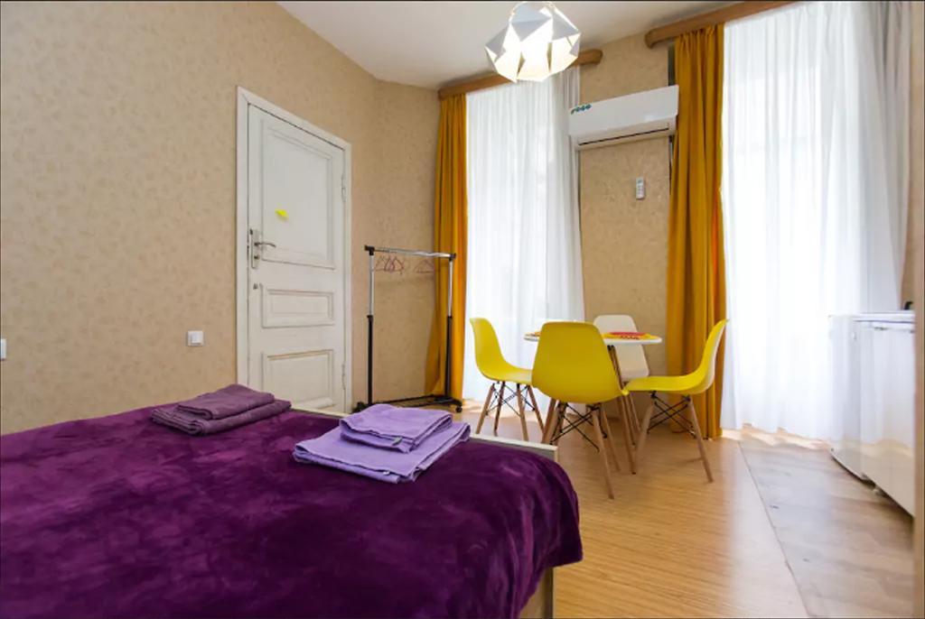 Pop Art Studio Apartment Тбилиси Экстерьер фото
